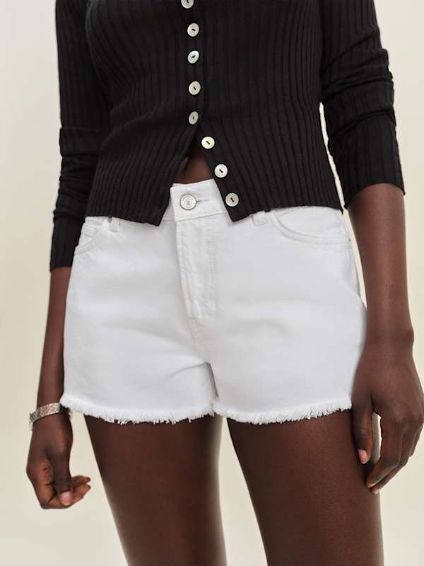 Short ample en denim à taille basse Sutton, 6 cm - Blanc éclatant